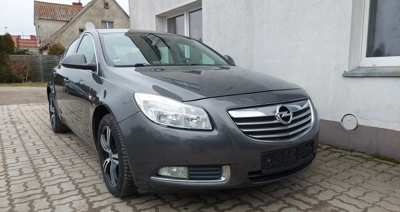 Opel Insignia cena 24900 przebieg: 157000, rok produkcji 2010 z Tuchola małe 301